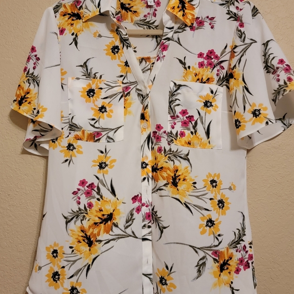 Blouses - Picture 5 of 5